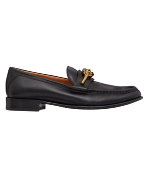 Composition: 100% calf leather  

Inner: Leather
Insole: Leather
Sole: Leather
Heel 2,5 cm
Almond toe
Gold-tone logo hardware
Slip-on design
Made in  Italy
Gender: WOMEN
Product code: 4W2S0IK0MIM_0NO
Code: SHO VQ 2 LF SS24 10611