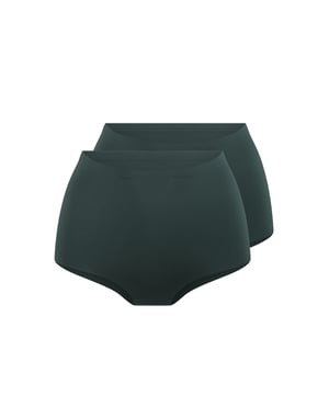 De 1400HWB-1 is een nieuwe topper uit de LingaDore Daily collectie. Deze comfortabele nieuwe hoge slip is gemaakt van zachte micro en heeft een katoenen kruisje. De slip voelt en draagt als een tweede huid en is onzichtbaar onder je kleding. Ze worden verpakt per 2 stuks.