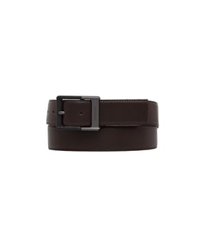 Marca: Calvin Klein.
  Genero: Hombre.
  Tipo: Cinturones.
  Temporada: Otono/Invierno.
  Color: marron.
  Tamano (cm): 90x4x0.1.
  Codigo del articulo: LV04D7012G.
  Composicion: 100% cuero.