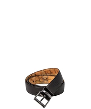 Marke: Alviero Martini Prima Classe.
  Geschlecht: Manner.
  Typ: Gurtel.
  Saison: Herbst/Winter.
  Farbe: braun.
  Artikelnummer: A485 5600.
  Zusammensetzung: 50% Leder 50% Polyurethan.