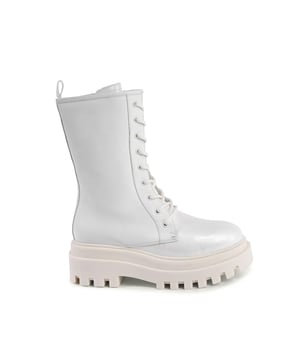 Produkt: Calvin Klein Damen Stiefel.
  Modell: YW0YW00852YBR.
  Farbe: Weiss.
  Zusammensetzung: 100% Leder (FWA).
  Hergestellt in China.