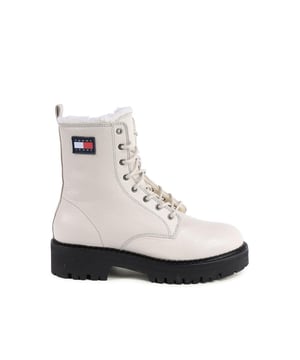 Marke: Tommy Hilfiger.
  Modell: EN0EN02317AEV.
  Farbe: Beige.
  Zusammensetzung: 100% Leder.
  Made in Portugal.
  Kategorie: Damen.