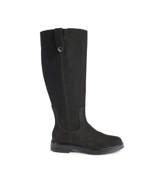Producto: Botas de mujer Tommy Hilfiger.
  Color: negro.
  Detalle: FW0FW07049BDS.
  Composicion: 100% piel.
  Fabricado en Portugal.
  Genero: Mujeres.