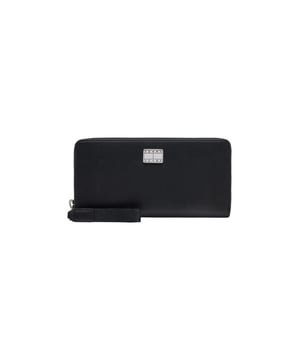 Marca: Tommy Hilfiger.
  Genero: Mujeres.
  Tipo: Carteras.
  Temporada: Primavera/Verano.
  Color: Negro.
  Cierre: Cremallera.
  Bolsillos: Bolsillos interiores.
  Tamano (cm): 10x19.5x2.5.
  Codigo del articulo: AW0AW17299.
  Composicion: 100% poliuretano.