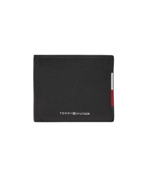 Merk: Tommy Hilfiger
  Geslacht: Heren
  Type: Portemonnees
  Seizoen: Herfst/Winter
  Kleur: zwart
  Afmetingen (cm): 9x10.5x1
  Artikelcode: AM0AM13513
  Samenstelling: 100% leer
