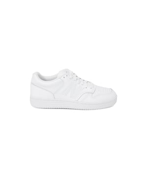 Classic white color
  Laced fastening
  3 cm size
  Comfortable and stylish design
  Perfect for Spring/Summer
Material: Leather upper rubber sole