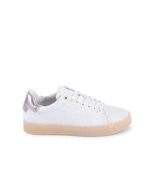 Marca: Calvin Klein.
  Modelo: HW0HW0189702Z.
  Color: Blanco.
  Material: 100% cuero.
  Genero: Mujeres.
  Hecho en China.