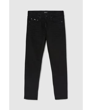 Die Slim Fit 5-Pocket-Denim von Albert Simple für Herren ist einer unserer beliebtesten Bestseller, der die Eleganz eines zeitlosen Klassikers mit Praktikabilität verbindet. Dieses unverzichtbare Kleidungsstück aus 10,50 Unzen diagonalem Stretchgewebe wurde für all diejenigen entworfen, die eine makellose Passform und einen auffälligen Look suchen. Hauptmerkmale: Passform: Schlank Material: 10.50 OZ Stretch-Diagonale