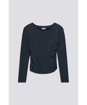 Jersey de manga larga para mujer caracterizado por un corte entallado. El drapeado y el logotipo en el escote de la espalda dan un toque contemporáneo a este eterno del armario femenino.   Características principales:  Jersey de cupro Corte entallado Logotipo en el escote trasero