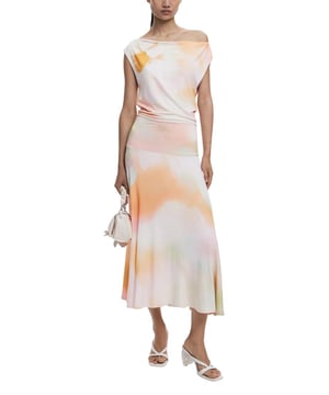 Brand: Desigual
  Gender: Women
  Type: Dresses
  Season: Spring/Summer
  Color: orange
  Sleeves: sleeveless
  Neckline: boat neck
  Article code: 25WWVKX5
  Composition: 96% viscose 4% elastane
  Washing: machine wash at 30Â°
Material: Viscose