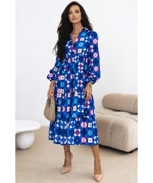 Onze stijlen zijn ontworpen met een trendy getailleerde look in gedachten, volgens een internationale maatstandaard. Voor de beste pasvorm raden we aan een maat groter te kiezen dan je gebruikelijke maat. Zorg ervoor dat je onze maattabel controleert om jouw perfecte maat te vinden!  
Blauwe bloemen midi-jurk  
Boerenmouwen voor een romantische touch  
Gelaagde ruffles voor verbeterde beweging  
Kraag met V-hals ontwerp voor verfijning  
Ideaal voor tuinfeesten of brunchuitjes  
Materiaal: 100% Polyester