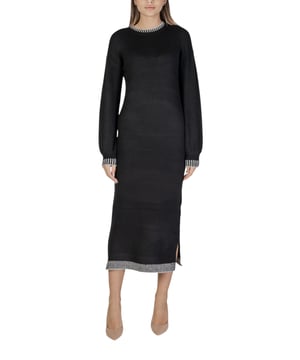 Brand: Vila Clothes
  Gender: Women
  Type: Dresses
  Season: Fall/Winter
  Color: black
  Sleeves: long
  Neckline: round neck
  Article code: 14103827
  Composition: 36% acrylic 8% wool 2% lycra 54% polyester
  Washing: machine wash at 30Â°
Material: Knitted fabric likely a blend of wool acrylic or other synthetic fibers.