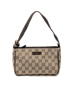 Gucci Accessoires Mini Zip Pouch  Buidel in de Beige/Bruin Doek in de Goud  hardware. Het product is in In Uitstekende Staat (A).
  Afmetingen: 19x12x9 cm 
  Inclusief accessoires: None
  Opmerkingen over de hardware: Lichte verkleuring
  BrandCo Paris vindt zeldzame artikelen in de beste staat voor ongelooflijke prijzen. Het is de moeite waard om geduldig te zijn! Koop met vertrouwen: alle artikelen van BrandCo Paris worden zorgvuldig geselecteerd en geverifieerd door ons team van experts.

  Alle artikelen worden geleverd met een certificaat van echtheid en verpakt door BrandCo Paris.

  Classificatietabel voor de conditie van het artikel:

  N (als nieuw)
  AA (perfecte staat)
  A (uitstekende staat)
  AB (zeer goede staat)
  B (goede/redelijke staat)