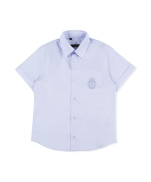 This cotton poplin short sleeve shirt's cut reminds the sports models of the fifties. The lapel collar is the key feature of the garment. A small emblem of the Maison is embroidered at left chest.