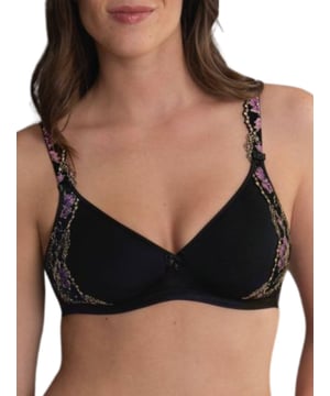 Rosa Faia Colette Spacer Soft Bra. Non-wired soft cup bra with spacer cups, a plunging neckline and delicate lace detailing. This product is recommended for hand wash only.