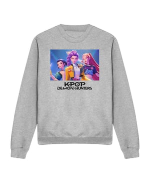 50% Katoen, 50% Polyester. Stof: Halfzwaar, Voorgekrompen, Weefsel. Personages: Huntr/X. Ontwerp: Logo, Foto. Stoftechnologie: Ademend. Zoom: getailleerd, versterkt, tweelingnaaldssteek. Halslijn: Ronde hals, versterkt, tweelingnaaldssteek. Mouwtype: Met lange mouwen. Manchet: Ribbel. Tagless. Geschikt: Regelmatig. Bevestiging: Trek aan de achterkant. 100% Officieel Gelicentieerd. S: 40 in. M: 44 in. L: 48 in. XL: 50 in. XXL: 54 in.