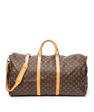 Louis Vuitton Taschen Keepall Bandouliere 6 Reisetasche und Braun Beschichtete Leinwand und Goldenes Messing hardware. Das Produkt ist auf in sehr gutem Zustand (AB).
  Abmessungen: 60x26x31 cm 
  Zubehör inklusive: Strap
  Äußere Hinweise: "Schmutzflecken, leichte Wasserzeichen auf der Vachetta"
Innenhinweise: Leichte Schmutzflecken
Hardware-Hinweise: Leicht angelaufen
Hinweise zu Riemen/Griff: "Leicht abgenutzt, leichte Schmutzflecken"
  BrandCo Paris hat seltene Artikel und die besten Konditionen zu unglaublichen Preisen vorgestellt. Geduld lohnt sich! Kaufen Sie mit Vertrauen: Alle Artikel von BrandCo Paris sind von unserem Expertenteam ausgewählt und authentisch.
  Alle Artikel enthalten ein Echtheitszertifikat und wurden von BrandCo Paris übernommen.
  Tabelle zur Klassifizierung des Artikelzustands
  N (wie neu)
  AA (perfekter Zustand)
  A (ausgezeichneter Zustand)
  AB (sehr guter Zustand)
  B (gut/mittelmäßig)