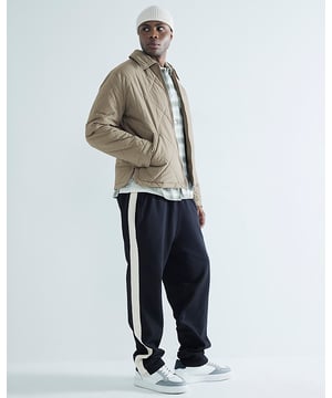 Quilted, Collared, Padded, Zip fastening, Slip pockets, Long sleeve