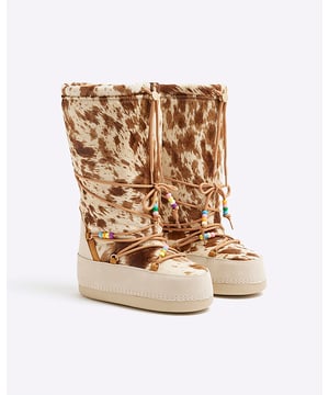 Round toe, Cow print, Bead detail, High leg, Pulls on, Leather