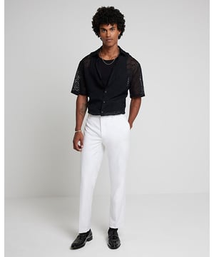 Zip fastening, Pocket details, Straight leg