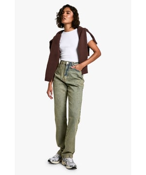 High-waisted design for a flattering silhouette
        Straight leg cut for a classic, versatile look
        Denim fabric offers durability and comfort
        Five-pocket styling for practicality
        Belt loops allow for customised styling options
    
    These Tall Basics straight leg jeans from Boohoo are a wardrobe essential that will take you from day to night with ease. The high-waisted design elongates your legs, while the straight cut offers a timeless appeal that suits various body types. Perfect for casual outings, pair these jeans with a crisp white tee and trainers for a laid-back look, or dress them up with a blouse and heels for evening drinks. The versatile denim fabric ensures these jeans will be a go-to choice for family gatherings, weekend brunches, or casual Fridays at the office. Embrace the latest fashion trends without compromising on comfort - these jeans strike the perfect balance between style and practicality, making them an ideal choice for the fashion-forward woman who values both form and function.