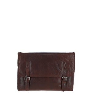 A modern, stylish and well–organised messenger bag for any function (Travel, Work). Fully lined, can fit a 15.6 inch laptop. With an external rear zip pocket, this messenger bag also boasts two internal zip pockets and internal slip pockets for all your handy essentials. This messenger bag is crafted in luxury ‘Oily Buff Crumble’ leather, coloured in black. Crafted in full grain leather with an antique vintage wash and hand waxed finish. Made exclusively from British hides. Product Features: Ashwood Leather, 100% Genuine leather, Leather messenger bag holds 15.6 inch laptop, Adjustable shoulder strap, 1 external rear zip pocket, Internal zip pocket under flap, Internal slip pockets for phone and pens, Additional internal zip pocket, Ashwood Heritage logo. Dimensions: (L) 37 cm x (W) 6 cm x (H) 26 cm.