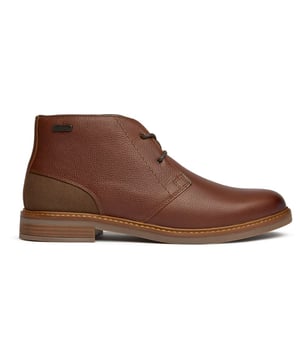Botas Barbour readhead marrones para hombre, fabricadas con cuero y suela de goma. Características: marca Barbour, suela de goma y cordones encerados.