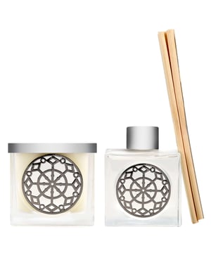 Transform your space with the Monsoon Grapefruit and Vetiver Candle and Diffuser, featuring a stunning Moroccan design. This exquisite home fragrance combines zesty grapefruit, orange, and tangerine with delicate floral notes of rose and gardenia. The base of vetiver adds a unique twist, creating a vibrant atmosphere that fills your room with an uplifting scent. Perfect for enhancing your home decor, this candle and diffuser set is a must-have for anyone seeking a refreshing and luxurious fragrance experience.