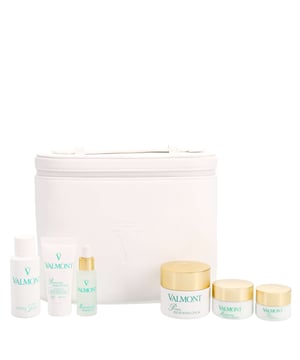 Discover the Valmont Gift Set, perfect for skincare enthusiasts. This luxurious set includes:
- Prime Renewing Pack 30ml: A rejuvenating mask-cream for a radiant complexion.
- Restoring Perfection SPF50 15ml: An anti-aging cream that firms and protects.
- Moisturising Booster 10ml: A hydrating gel with hyaluronic acid.
- Moisturizing Cream 15ml: A rich cream for dryness and aging.
- Vital Falls 30ml: A refreshing toner.
- Prime Contour 5ml: A nourishing emulsion for eyes and lips. Perfect for gifting or personal indulgence.