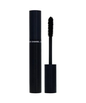 Experience the transformative power of Chanel Le Volume Révolution Mascara, designed to give your lashes incredible volume and a dramatic look. Its innovative honeycomb brush effortlessly coats each lash, ensuring even distribution for maximum impact in just one stroke. Formulated with nourishing Rice and Beeswax, this mascara not only thickens but also maintains a soft and flexible texture. The unique polymer film enhances the volume of your lashes, making them appear fuller and more defined. Elevate your makeup routine with this must-have mascara from Chanel.