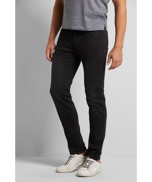 Die klassische Five-Pocket kann weit mehr als nur gut aussehen. Die Flexcity-Ausstattung mit Power Stretch sorgt für besonders hohe Bewegungsfreiheit und gleichzeitige Formstabilität.