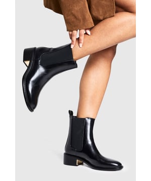 We'll make sure your shoes keep you one stylish step ahead of the crowdWhether you're keeping it simple in sliders, living the high life in heels or joining the fash pack in flatforms, you'll be heading to shoe heaven with our fashion-forward footwear collection. Boots are your day-to-night bestfriend, giving a floral dress&nbsp;that tough twist - add a biker jacket for even more attitude. Find your summer feet in jelly sandals and enjoy balmy nights in block heels.