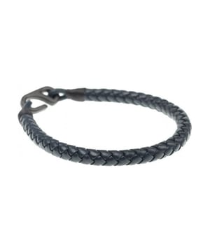 Tommy Hilfiger are synonymous with design and functionality, and this Mens Bracelet 2790021 is no different. Manufactured to a high standard as you would expect from a global designer brand like Tommy Hilfiger, the Tommy Hilfiger bracelet line is fashionable, hard wearing and exceptional value for money. With a fully backed manufacturer's guarantee you can purchase the Mens Bracelet 2790021 with complete confidence.