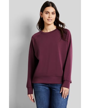 Das lässige Sweatshirt ist aus super softer Modalware gefertigt. Seitenschlitze sorgen für Bewegungsfreiheit. Der Pullover ist einfach zu kombinieren und damit der ideale Begleiter in der Freizeit und im Büroalltag.