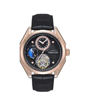 Gehäuse aus 316L-Edelstahl, Sichtbarer Gehäuseboden aus 316L-Edelstahl, Leuchtzeiger aus Messing, 24-Stunden-Zeiger, Krone aus Edelstahl mit eingeätztem Logo, Armband aus echtem Leder, Schnalle mit eingraviertem Logo aus Edelstahl, Mineralglas mit Saphirbeschichtung, importiertes Automatikwerk mit 22 Steinen, Gehäusedurchmesser 43 mm mit Krone 48 mm, Gehäusedicke 13 mm, Bandbreite 22 mm, wasserdicht bis 5 ATM