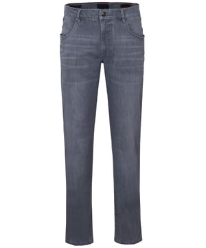 Onze jeans van een katoen-elastaanmix met Flexcity-technologie combineren optimaal comfort met een moderne look. De Flexcity-afwerking zorgt voor onbeperkte bewegingsvrijheid, terwijl het ontwerp stijl en functionaliteit benadrukt. De achterzakken, het muntzakje en de schommelzakken geven de jeans niet alleen een klassieke look, maar bieden ook praktische opbergruimte.