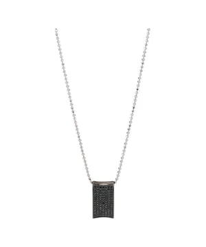 Looking for a unique look? Then the Ladies Necklace P0040-BK-BK from Sif Jakobs is for you. Like all Sif Jakobs necklaces, each is flawless in design and craftmanship.