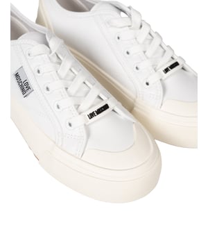 Märke: Love Moschino, Kodmodeller: JA15012G1LIA0, Färg: Vit
