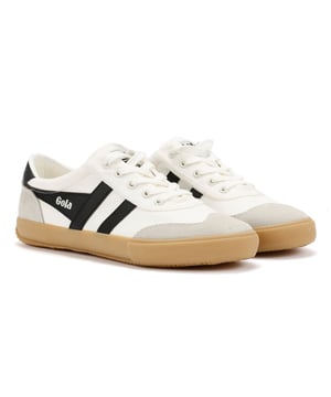 Dames Old Skool badmintonschoen met plimsoll sneaker, met een off-white canvas bovenwerk voor een tijdloze uitstraling. Ontworpen met een vintage-geïnspireerde gomzool voor verbeterde grip en retro aantrekkingskracht. Klassiek, lichtgewicht en veelzijdig voor dagelijks gebruik.