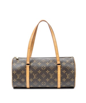 Louis Vuitton Tassen Papillon 30 Handtas in de Bruin Gecoat canvas in de Gouden Messing  hardware. Het product is in In Zeer Goede Staat (AB).
  Afmetingen: 30x15x15 cm 
  Inclusief accessoires: None
  Opmerkingen over de buitenkant: Lichte vlekken op de vèchetta
Opmerkingen over de band/het handvat: Licht donker
  BrandCo Paris vindt zeldzame artikelen in de beste staat voor ongelooflijke prijzen. Het is de moeite waard om geduldig te zijn! Koop met vertrouwen: alle artikelen van BrandCo Paris worden zorgvuldig geselecteerd en geverifieerd door ons team van experts.

  Alle artikelen worden geleverd met een certificaat van echtheid en verpakt door BrandCo Paris.

  Classificatietabel voor de conditie van het artikel:

  N (als nieuw)
  AA (perfecte staat)
  A (uitstekende staat)
  AB (zeer goede staat)
  B (goede/redelijke staat)