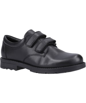 Der Barry hat einen Klettverschluss und klassisches, sauberes Styling. Hergestellt aus echtem Leder und mit einer flexiblen Bounce-Außensohle ausgestattet, ist er perfekt für aktive Kinder. Sein Bounce-Fußbett bietet bei jedem Schritt Energie und zusätzliche Dämpfung für Komfort.