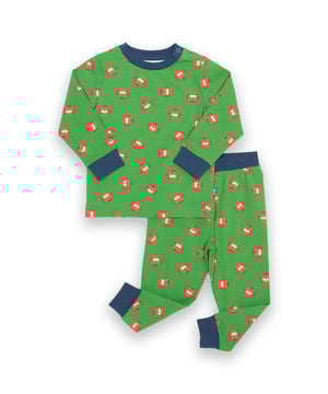 95% organic cotton 5% elastane | Proud to be certified to the Global Organic Textile Standard (GOTS) | Top tiger all-over print | Shamrock green | Single jersey with a little bit of stretch (180-190 gsm) | Two-piece set | Slim fit | Popper shoulder opening (up to and including size 3 years) | Long sleeved | Ribbed cuffs | Elasticated waistband | Round neck | Made in Turkey | Machine washable at 40 degrees, or at 30 degrees to be kinder to the planet