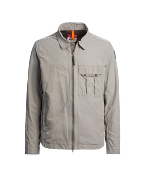The Parajumpers Rayner Nowhere Grey Jacket combines sleek design with durable performance, crafted from 100% polyamide for reliable weather resistance. Its modern silhouette offers both style and comfort, making it an ideal choice for everyday wear or outdoor adventures. Lightweight yet robust, this jacket ensures you stay protected without sacrificing mobility. Elevate your wardrobe with a versatile piece that blends functionality and contemporary fashion effortlessly