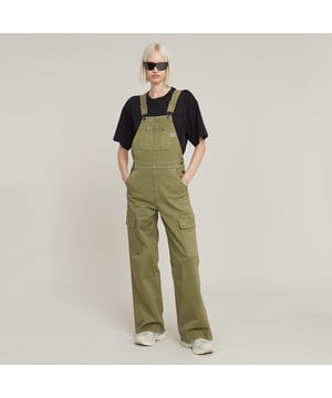Adjustable shoulder straps, suspender buckle closure. Shank buttons at the side. Chest pockets at the bib, snap buttons. Inset pockets, back pockets. Thigh pockets with a flap, hidden snap buttons. Button closure. High waist. Dungaree Straight offers a comfortable style. Shank buttons at the sides and suspender buckles allow for an easy entrance and personalized sizing. 50% Organic cotton, 47% Cotton, 3% Elastane. Super stretch. Straight