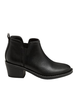 Boven: Kunstleer. Voering: Microvezel. Buitenzool: Rubber. Elastische Gore, Treklipje. Blokhak. Snit: Enkel. Ontwerp: Eenvoudig. Teenstijl: Rond. Sluiting: Slip-on.