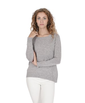 Hergestellt in Italien.
  70 % Merinowolle + 30 % Kaschmir.
  Austernfarbe.
  Design mit quadratischem Hals.
  Exklusiv fur Frauen massgeschneidert.
  Zeitlose Eleganz.