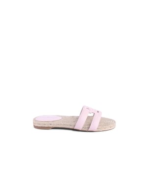 Merk: Tommy Hilfiger
  Stijl: espadrilles voor dames
  Kleur: roze
  Detail: FW0FW07928TJQ
  Samenstelling: 100% leer
  Gemaakt in China