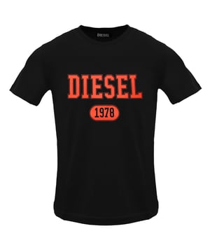 Experience the distinctive style of the Diesel Varsity Logo Caviar T-Shirt, expertly crafted from 100% cotton for exceptional comfort and breathability. This black T-shirt features the iconic Diesel varsity logo, adding a sporty yet refined touch to your casual wardrobe. Made in Bangladesh with attention to quality, it offers a perfect fit and durability, making it ideal for everyday wear. Combine effortless style with lasting comfort and make a bold statement wherever you go with this essential Diesel piece