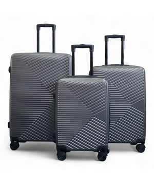 Descubra la combinación perfecta de elegancia, durabilidad y comodidad con nuestro juego de maletas rígidas Strong Hardshell. Diseñado con un acabado deslumbrante, este juego de maletas está pensado para el viajero moderno, ofreciendo resistencia y sofisticación para todos sus viajes. Características: Carcasa ABS de primera calidad: Ligera pero resistente, ofrece una protección excepcional contra el desgaste. Estructura duradera: Añade durabilidad e integridad estructural, garantizando un rendimiento duradero. Cerraduras integradas: Asegure sus pertenencias con cerraduras de combinación integradas para mayor tranquilidad. 8 ruedas dobles suaves: Proporcionan una maniobrabilidad de 360° sin esfuerzo, facilitando la navegación por aeropuertos y calles concurridas. Asa telescópica ergonómica: Diseñada para un manejo cómodo y fácil de usar. Interior elegante: Totalmente forrado con correas elásticas, compartimentos con cremallera y separadores de malla para un embalaje organizado. Tamaños y especificaciones: Cabina: Dimensiones: 36 x 23 x 56 cm Peso: 2,10 kg Capacidad: 35L Mediana: Dimensiones: 44 x 26 x 67 cm Peso: 3,10 kg Capacidad: 60L Grande: Dimensiones: 48 x 28 x 72 cm Peso: 4,00 kg Capacidad: 95L
