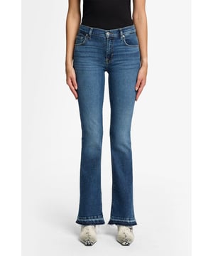 Damen  Ein klassischer Schnitt kommt nie aus der Mode – wie die Bootcut Tailorless Jeans. Sie haben einen mittelhohen Bund und ein typisches Bootcut-Design mit einem am Oberschenkel schmalen und ab dem Knie ausgestellten Bein. Diese Variante ist aus Luxe Vintage Denim gefertigt, hat eine Vintage-Waschung und einen farblich abgesetzten Saum. Die Jeans von 7 For All Mankind werden aus Premiumstoffen hergestellt.